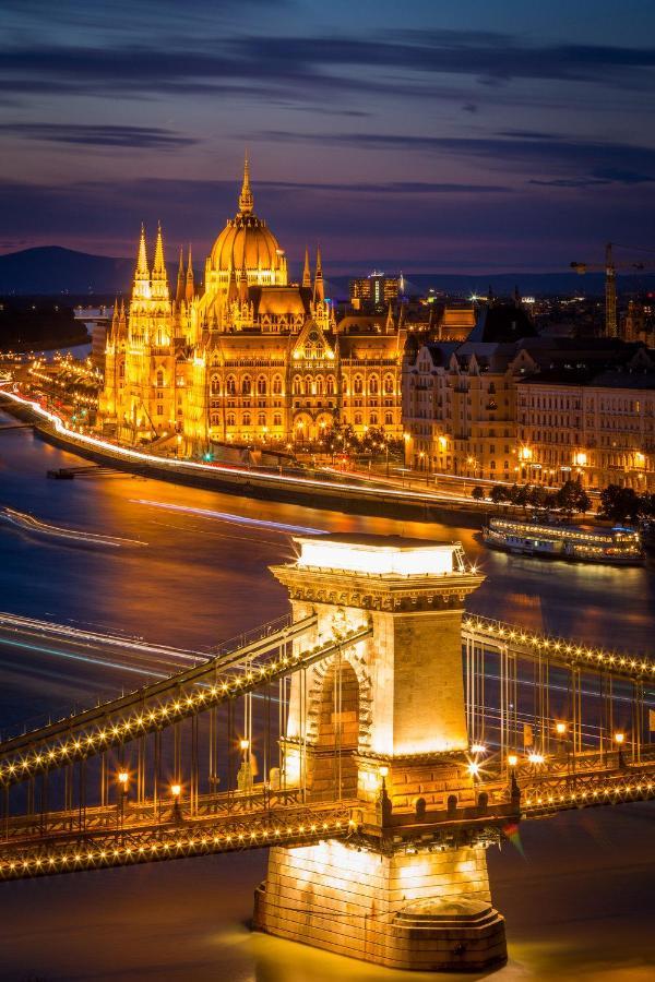Suzan'S Apartment In The Heart Of Budapest Exterior foto